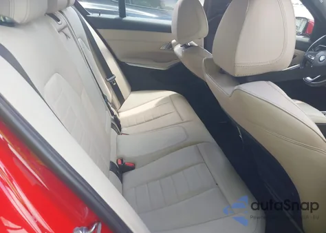 2019 BMW 330Xi z USA, uszkodzony, nr VIN WBA5R7C50KAJ85253